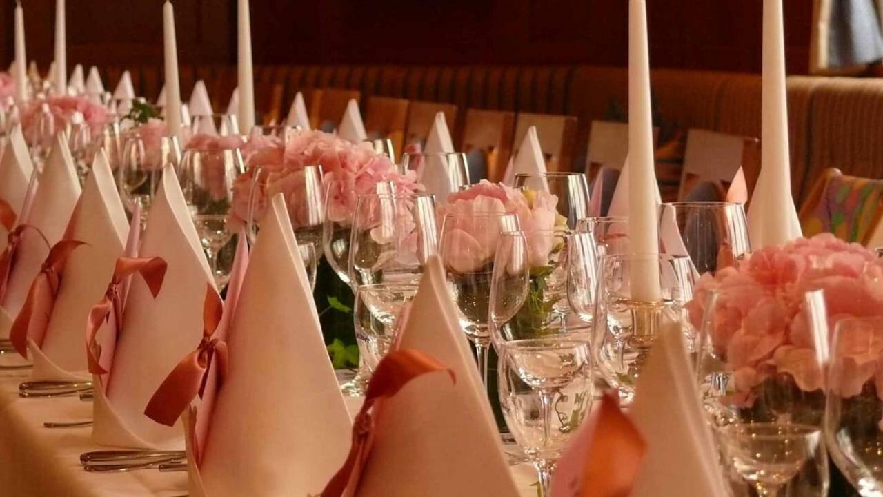 וואלדסאסן Hotel Bayerischer Hof מראה חיצוני תמונה
