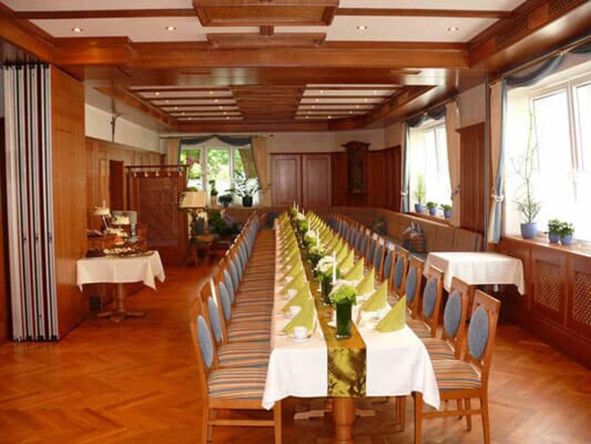 וואלדסאסן Hotel Bayerischer Hof מראה חיצוני תמונה