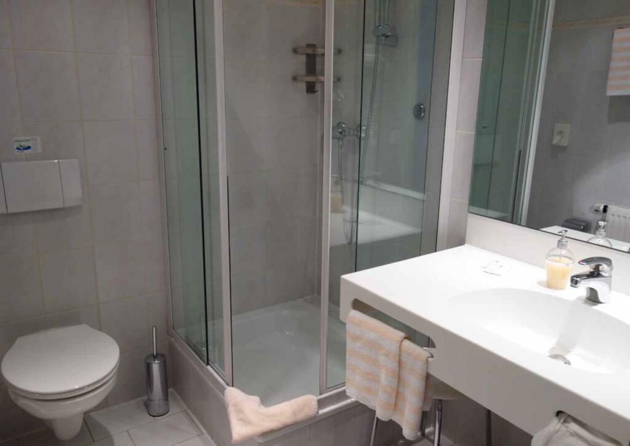 וואלדסאסן Hotel Bayerischer Hof מראה חיצוני תמונה