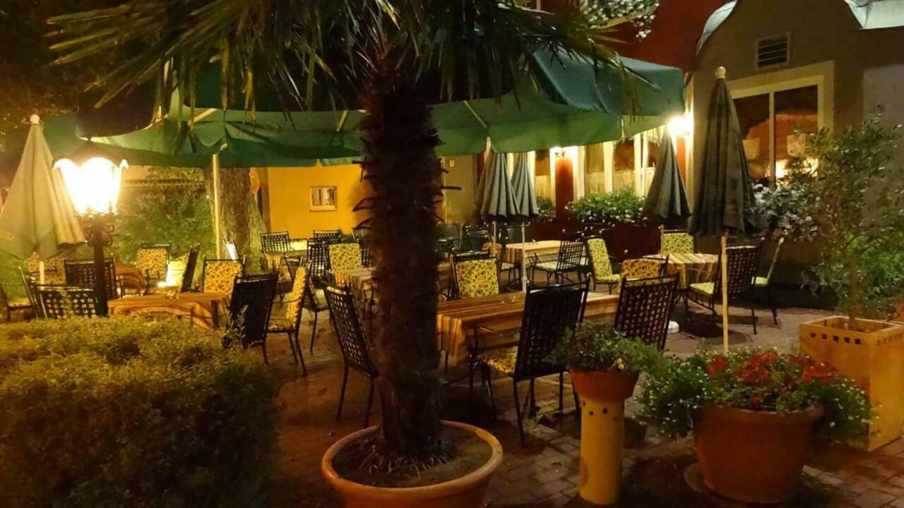 וואלדסאסן Hotel Bayerischer Hof מראה חיצוני תמונה