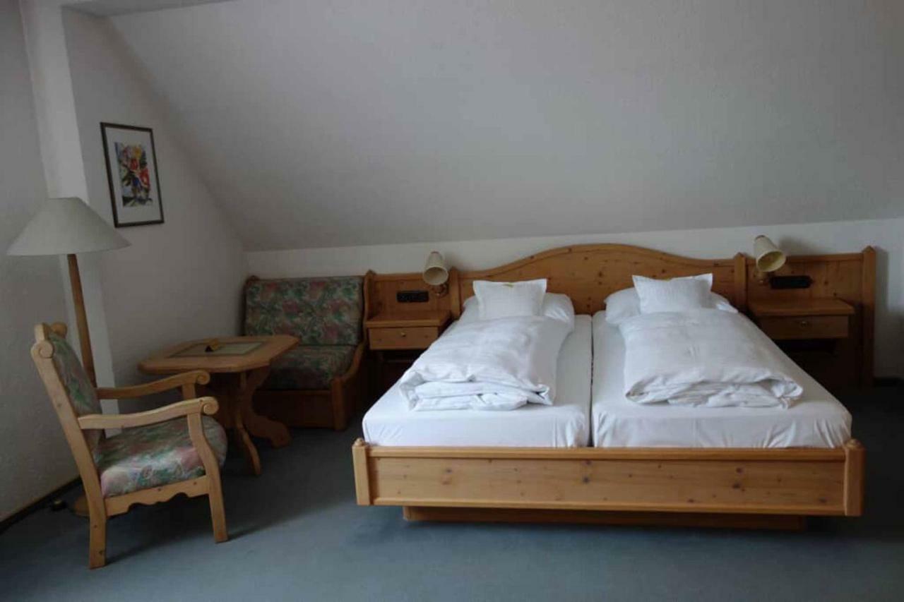 וואלדסאסן Hotel Bayerischer Hof מראה חיצוני תמונה