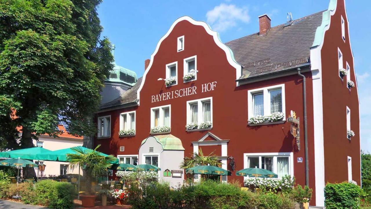 וואלדסאסן Hotel Bayerischer Hof מראה חיצוני תמונה