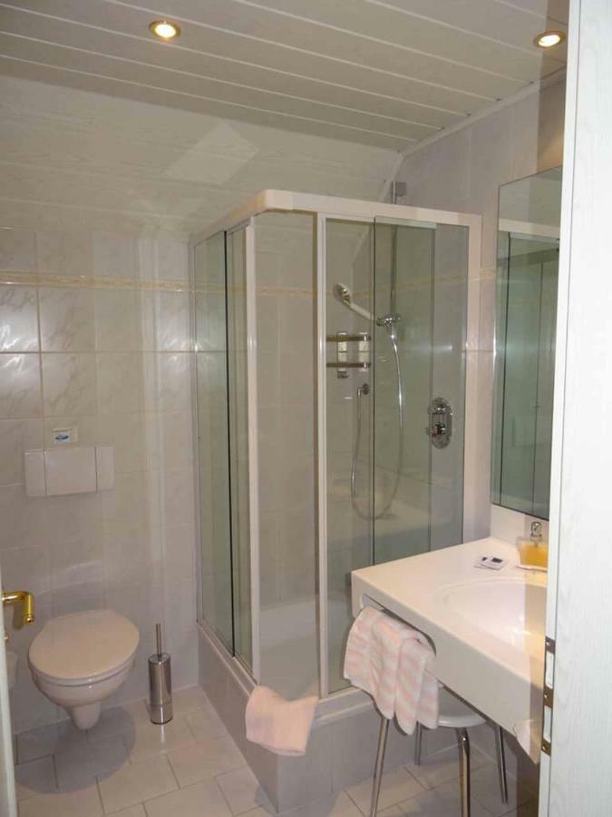 וואלדסאסן Hotel Bayerischer Hof מראה חיצוני תמונה