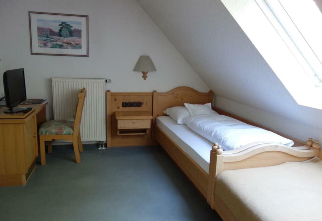 וואלדסאסן Hotel Bayerischer Hof מראה חיצוני תמונה